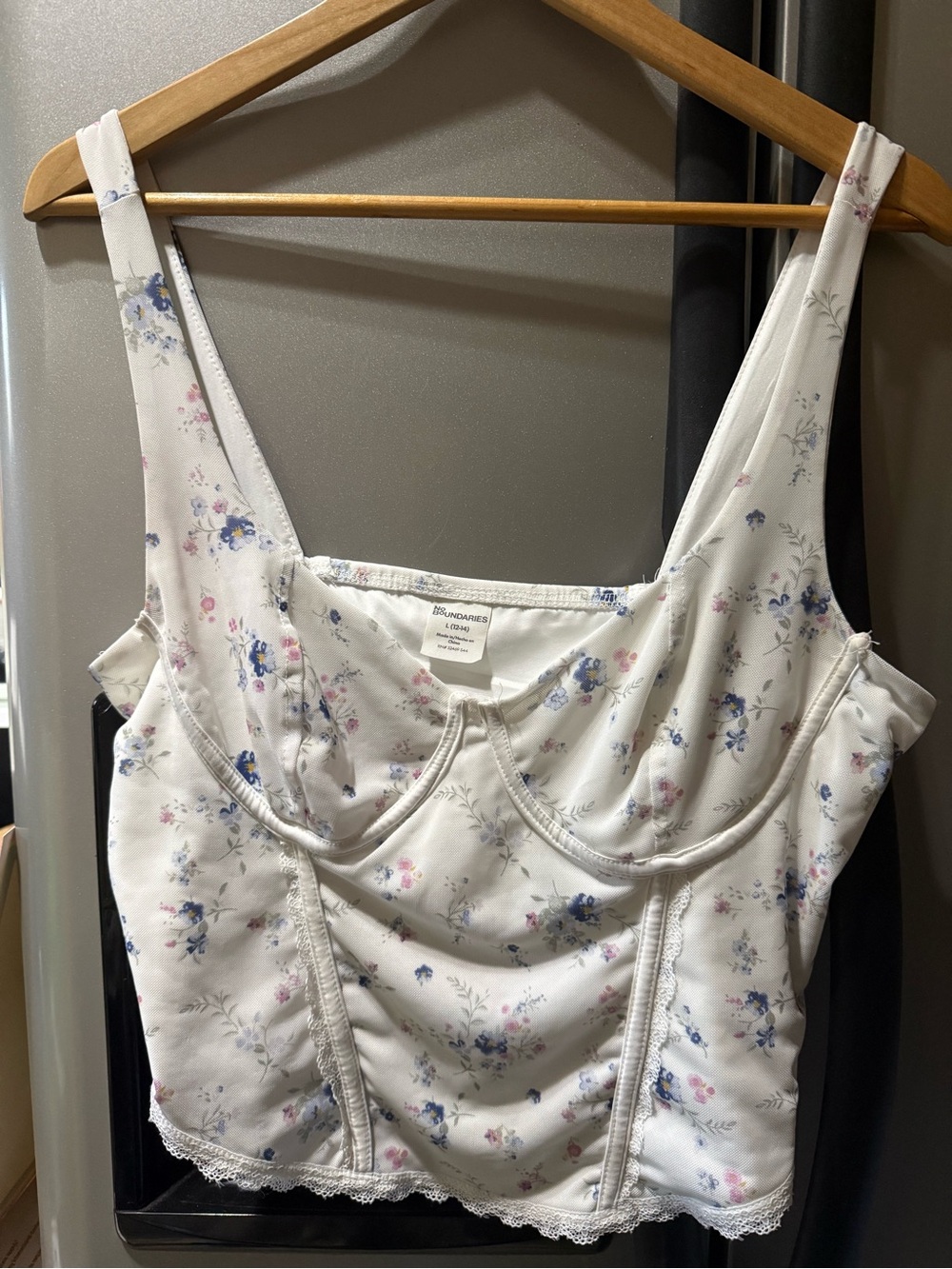 Women’s No Boundaries‎ White Floral bustier top size L